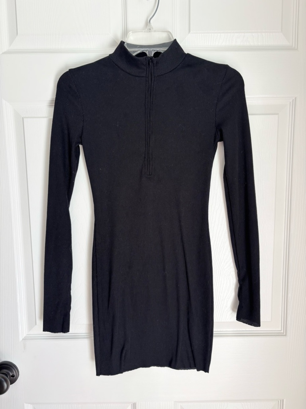 Black Ribbed Zip-Front Mock Neck Bodycon Mini Dress Small